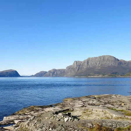 بيت للعطل Solsvika By Interhome