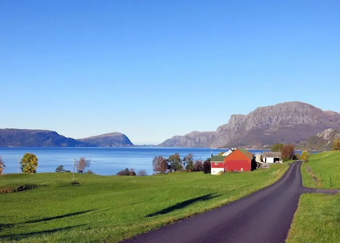 Nyaraló Solsvika By Interhome Leirvik